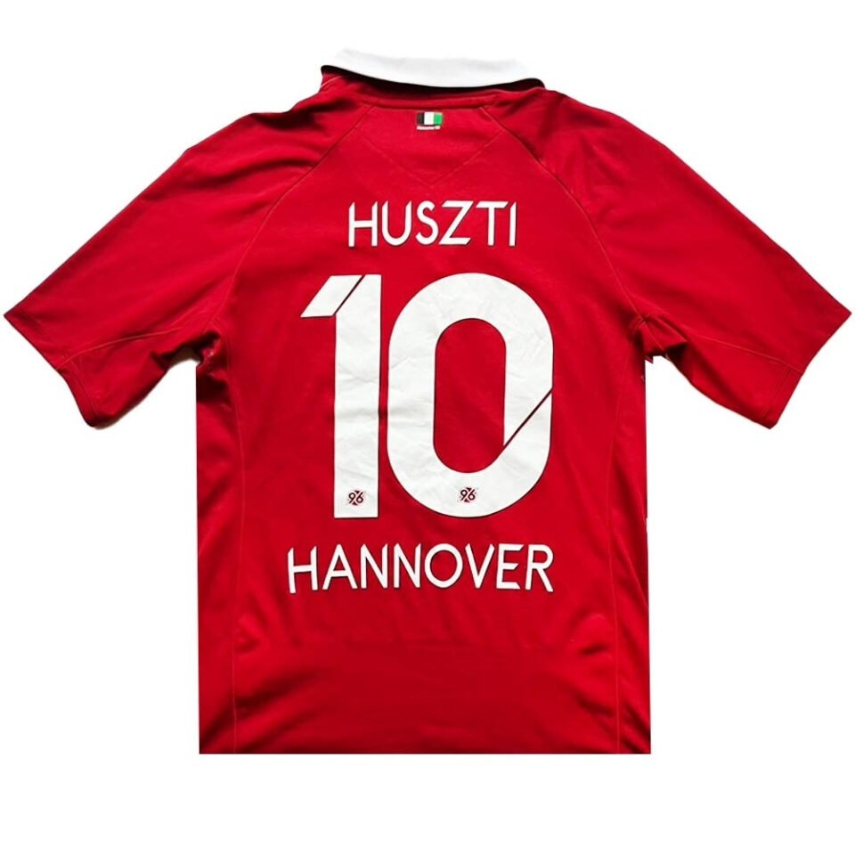 Hannover 2012-13 Home Shirt (Huszti #10)