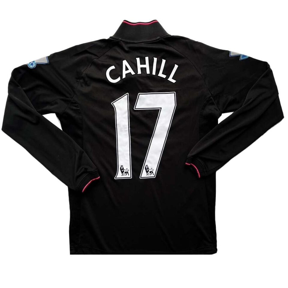 Everton 2009-10 Away Long Sleeve Shirt (Cahill #17)