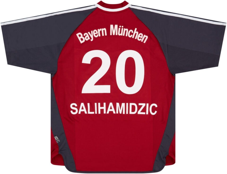 Bayern Munich 2001-02 Home Shirt (Salihamidzic #20)