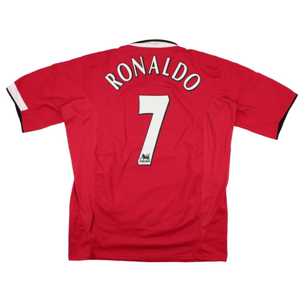 Manchester United 2004-06 Home Shirt (Ronaldo #7)