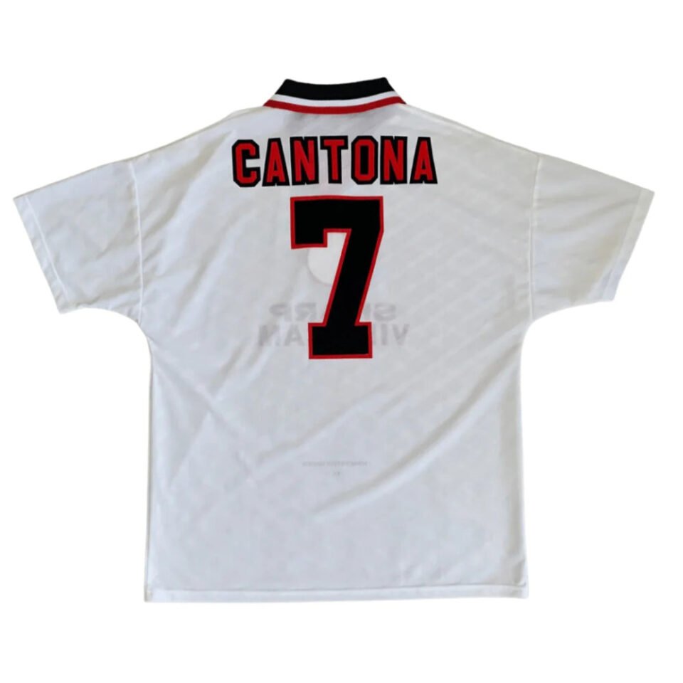 Manchester United 1996-97 Away Shirt (Cantona #7)