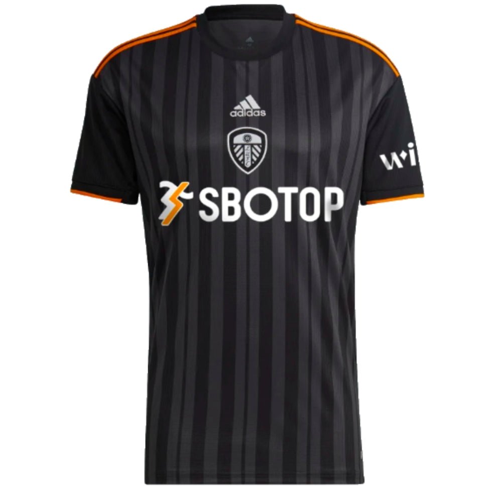 re_1674469040_leeds-united-2022-2023-third-football-jersey-1