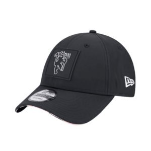 re_1691678684_man-utd-aop-zebra-9forty-cap