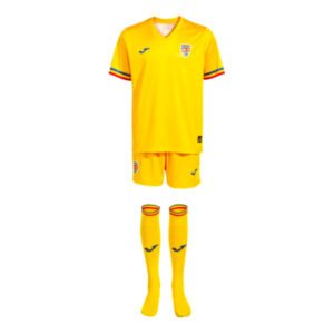 re_1718074394_romania-2024-2025-home-mini-footbal-kit-3