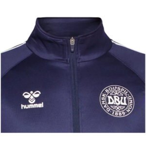 re_1718693530_denmark-2024-2025-football-travel-zip-jacket-marine-badge-2