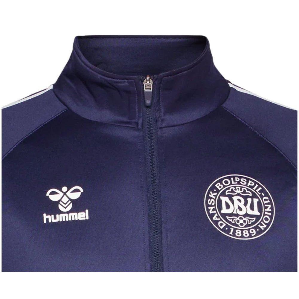 re_1718693530_denmark-2024-2025-football-travel-zip-jacket-marine-badge-2