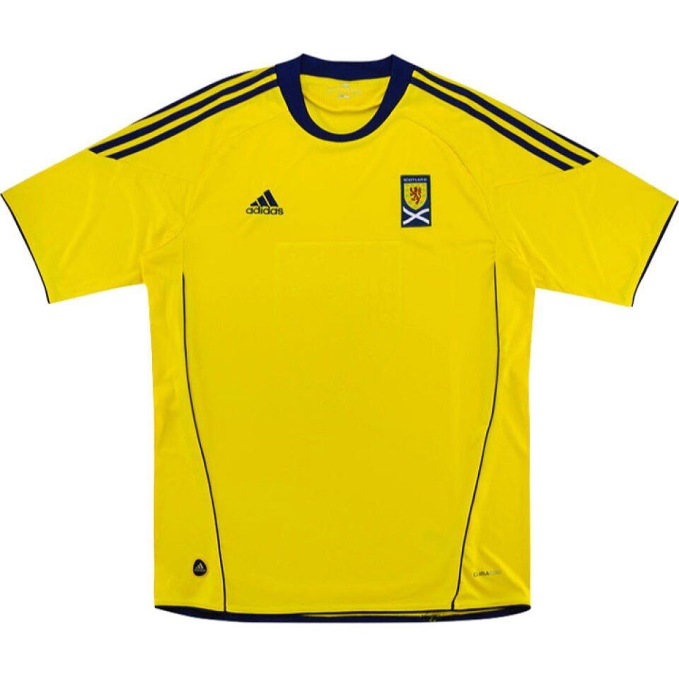 Scotland 2010-11 Away Shirt