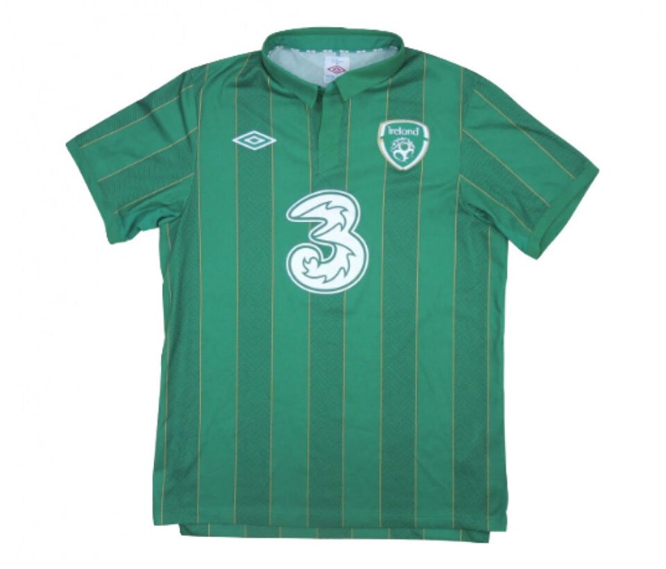 Ireland 2011-12 Home Shirt