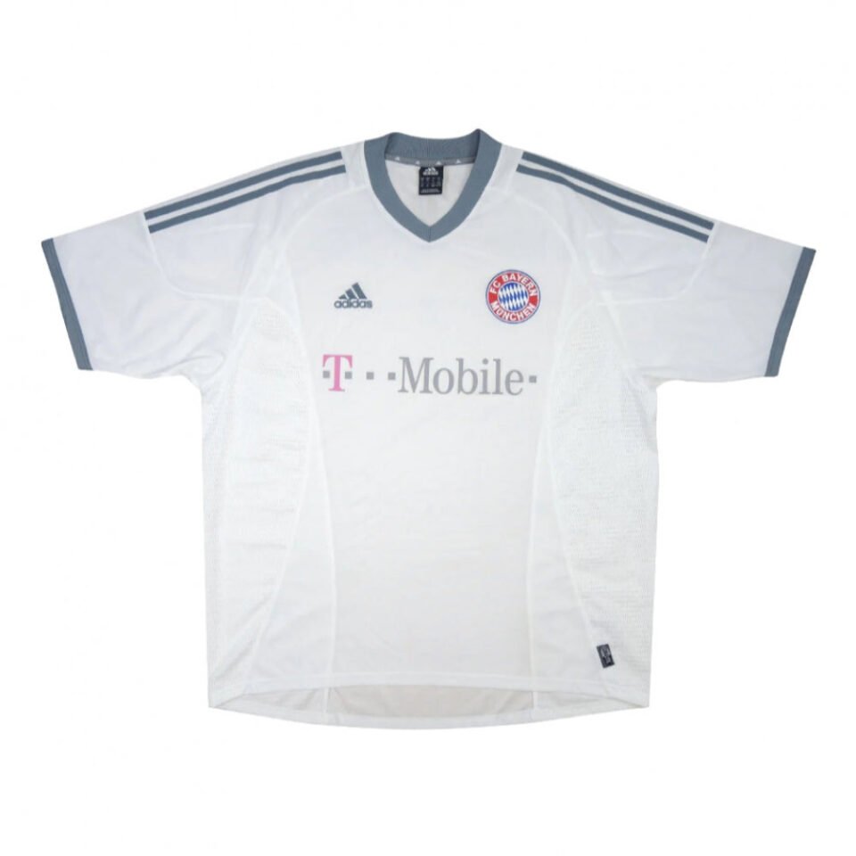 Bayern Munich 2002-04 Away Shirt