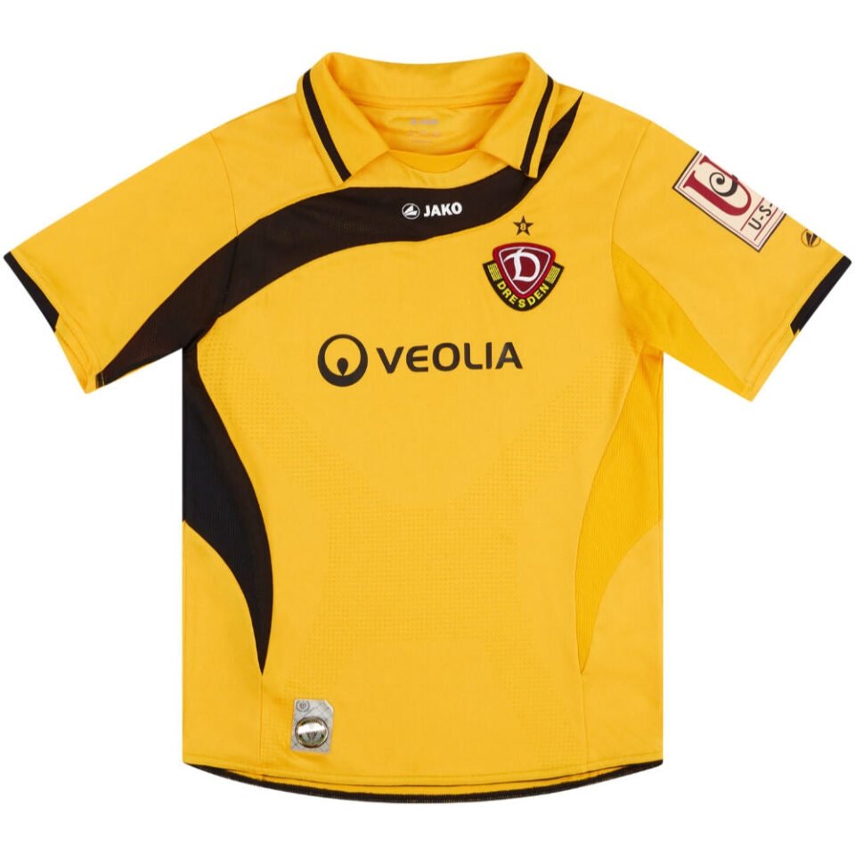 Dynamo Dresden 2010-11 Home Shirt