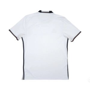 resize-germany-2015-16-home-back-moreadtnl01656343114