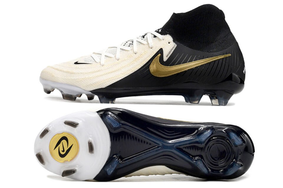 Football Boots Phantom Luna Elite