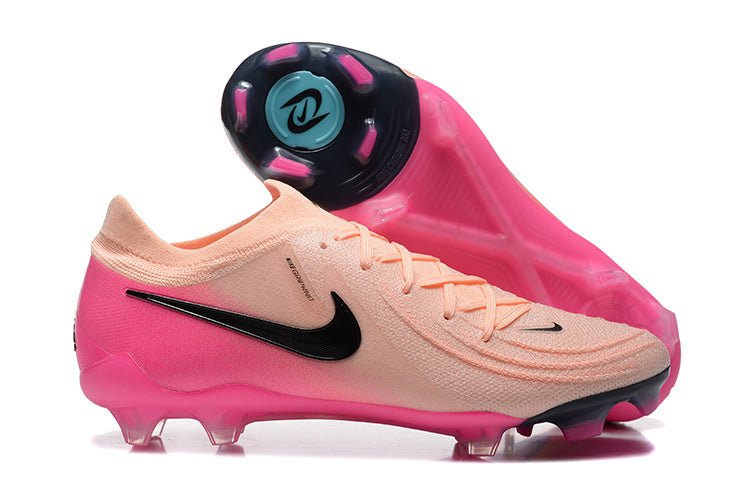 Phantom Luna Elite Football Boots