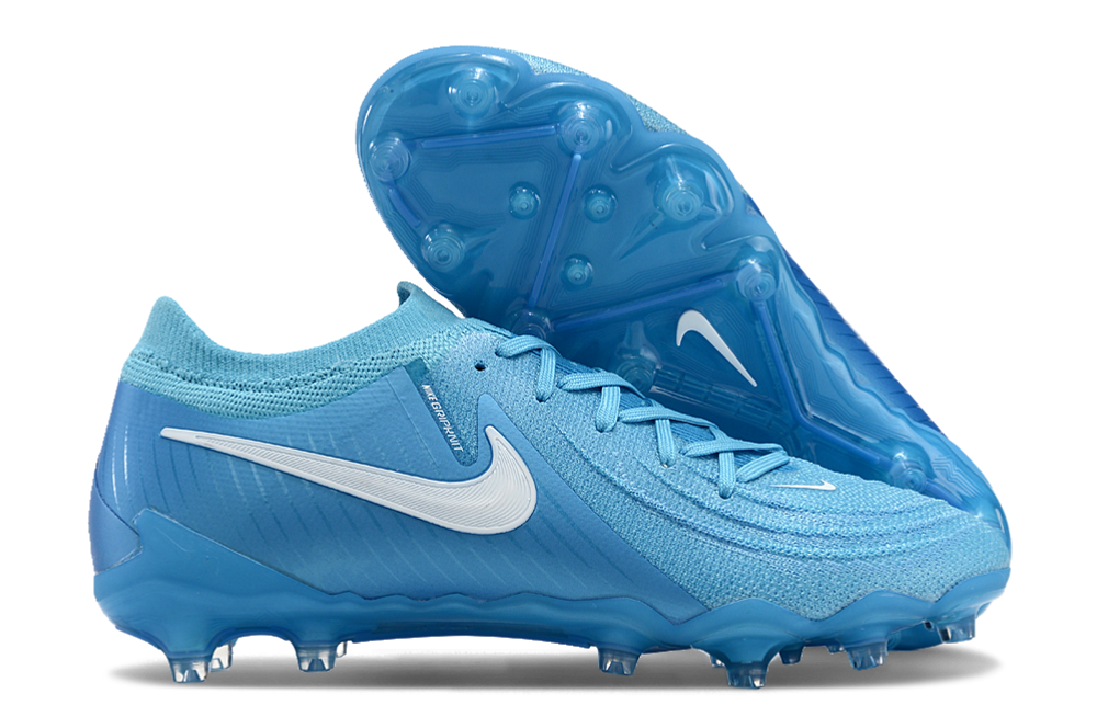 Phantom Luna Elite Football Boots