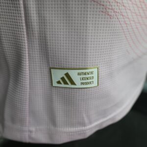 Arsenal 2025/26 Pink Goalkeeper Player Jersey - Label